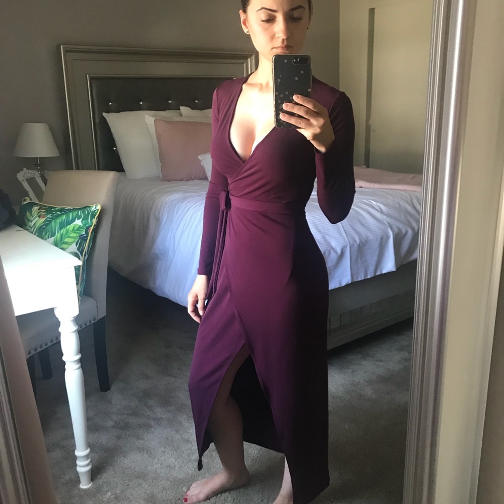 NWT Forever 21 burgundy wrap maxi dress.
